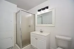 5330 Windswept Ln, Houston, TX 77056 - Photo 12