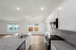 503 Oak Chase Ave, Dayton, TX 77535 - Photo 12