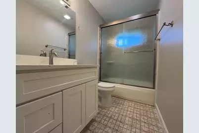 9915 Parkvale Drive, Houston, TX 77099 - Photo 18