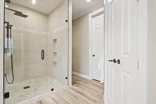 103 Fish Creek Ct, Montgomery, TX 77316 - Photo 22