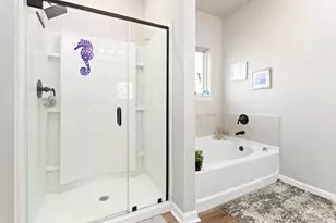 703 Cottonwood Dr, Orange, TX 77630 - Photo 16