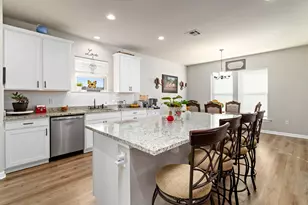 703 Cottonwood Dr, Orange, TX 77630 - Photo 10