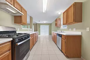 13715 Naomi Hollow Ln, Houston, TX 77082 - Photo 22