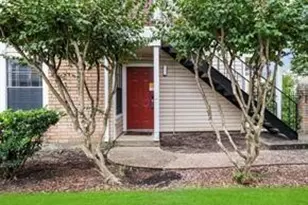 2750 Holly Hall St, Houston, TX 77054 - Photo 1