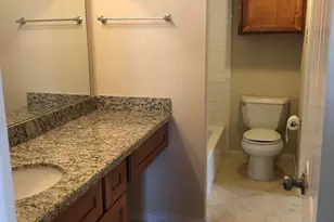 2750 Holly Hall St, Houston, TX 77054 - Photo 10