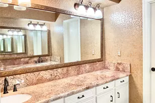 1022 Oak Leaf St, La Porte, TX 77571 - Photo 38