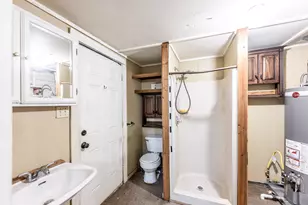 303 W Worsham St, Willis, TX 77378 - Photo 24