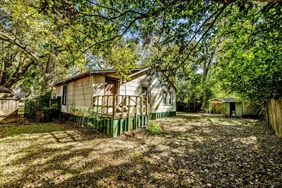 303 W Worsham Street, Willis, TX 77378 - Photo 28