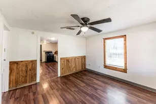 303 W Worsham St, Willis, TX 77378 - Photo 4