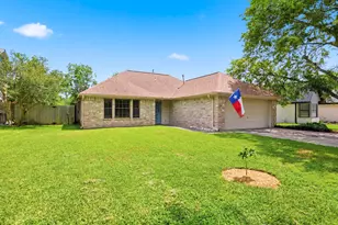 3912 Sierra Ct, Bryan, TX 77802 - Photo 2