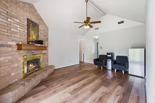 3912 Sierra Ct, Bryan, TX 77802 - Photo 8