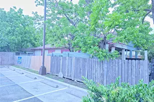 1006 Panama St, Houston, TX 77009 - Photo 6