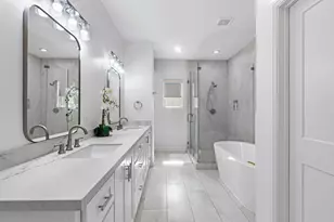2147 Colquitt St, Houston, TX 77098 - Photo 18