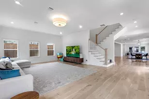 2147 Colquitt St, Houston, TX 77098 - Photo 14