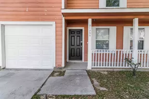 21207 Grand Linden Ct, Humble, TX 77338 - Photo 2