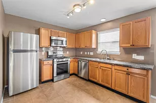 21207 Grand Linden Ct, Humble, TX 77338 - Photo 6