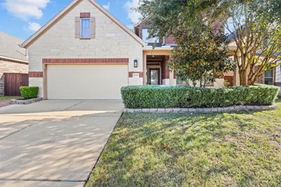 1219 Lazy Springs Lane, Pearland, TX 77581 - Photo 2