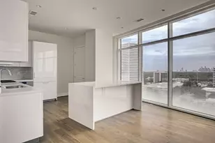 4521 San Felipe St, Houston, TX 77027 - Photo 8
