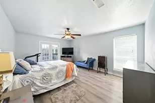 803 Bradwell Dr, Houston, TX 77062 - Photo 16