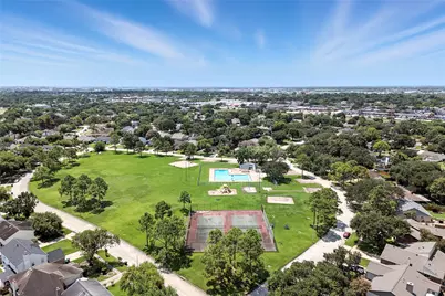 803 Bradwell Drive, Houston, TX 77062 - Photo 30
