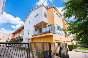 2320 Jackson St, Houston, TX 77004 - Photo 2