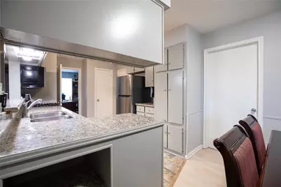 2022 Williamsburg Court N, League City, TX 77573 - Photo 8