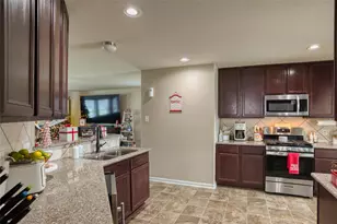 2830 N Red Birch Cir, Houston, TX 77038 - Photo 10