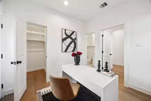 2806 Mills St, Houston, TX 77026 - Photo 4