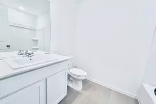 3007 Mallorca Dr, Conroe, TX 77301 - Photo 10