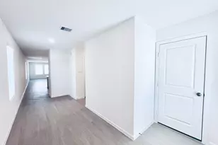 3007 Mallorca Dr, Conroe, TX 77301 - Photo 2