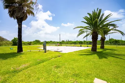 1051 Pompano Drive, Crystal Beach, TX 77617 - Photo 6