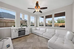 394 Dover Ln, League City, TX 77573 - Photo 6