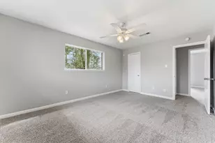 210 Bybee Dr, Conroe, TX 77301 - Photo 20