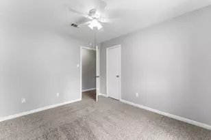 210 Bybee Dr, Conroe, TX 77301 - Photo 28