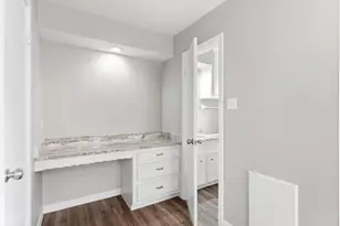 210 Bybee Dr, Conroe, TX 77301 - Photo 24