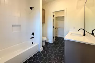 5329 Dora St, Houston, TX 77005 - Photo 34