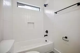 5329 Dora St, Houston, TX 77005 - Photo 38