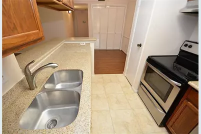 2120 El Paseo Street #2311, Houston, TX 77054 - Photo 10