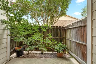 7575 Cambridge St, Houston, TX 77054 - Photo 14