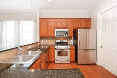 1148 W 25th Street #G, Houston, TX 77008 - Photo 8