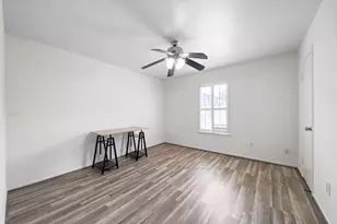 361 N Post Oak Ln, Houston, TX 77024 - Photo 16