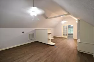 1702 Cougar Creek St, Conroe, TX 77385 - Photo 4