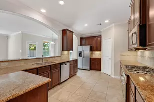 71 Sawbridge Cir, The Woodlands, TX 77389 - Photo 12