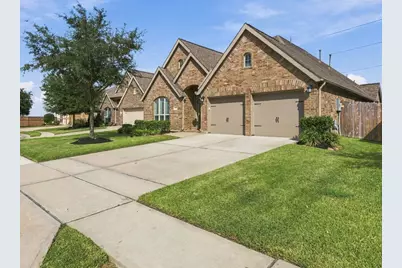 3107 Primrose Canyon Lane, Pearland, TX 77584 - Photo 2