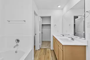 2634 Afton Hts Wy, Houston, TX 77051 - Photo 12