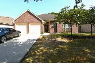 1822 Diamond Brook Dr, Houston, TX 77062 - Photo 1