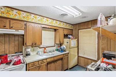 1301 Highway 105, Brenham, TX 77833 - Photo 16