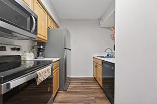 10555 Turtlewood Ct, Houston, TX 77072 - Photo 10