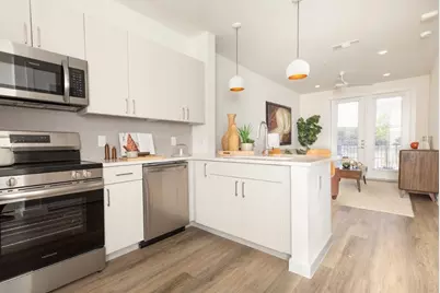 1690 North Loop #475, Houston, TX 77009 - Photo 4