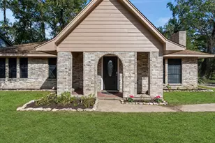 2126 Eagle Point Rd, Crosby, TX 77532 - Photo 2